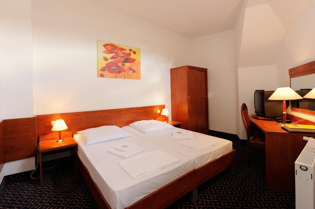 City Hotel Am Kurfuerstendamm Berlin Exterior photo